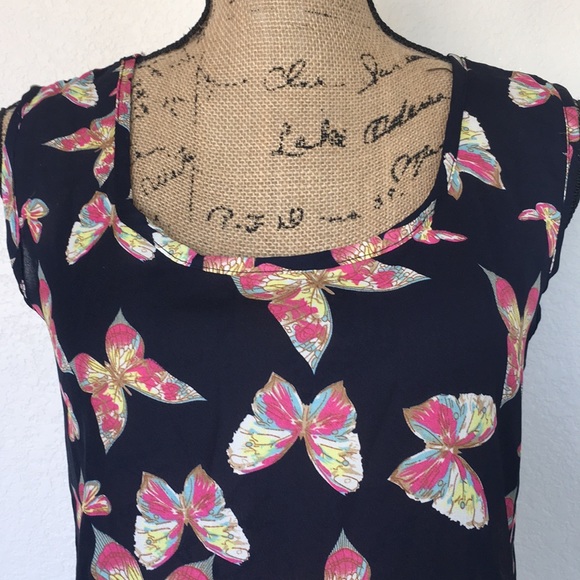 Butterfly tank top! Size M - Picture 2 of 5